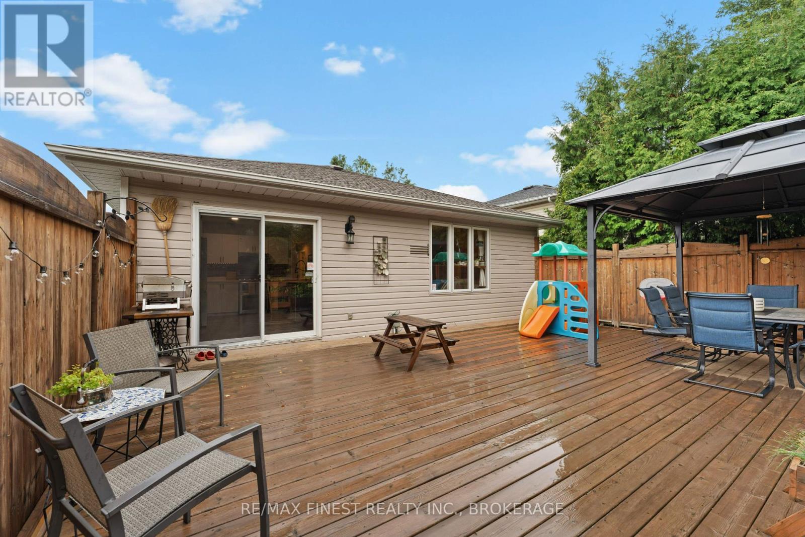 910 Lombardy Street, Kingston, Ontario  K7M 9C2 - Photo 33 - X12386070