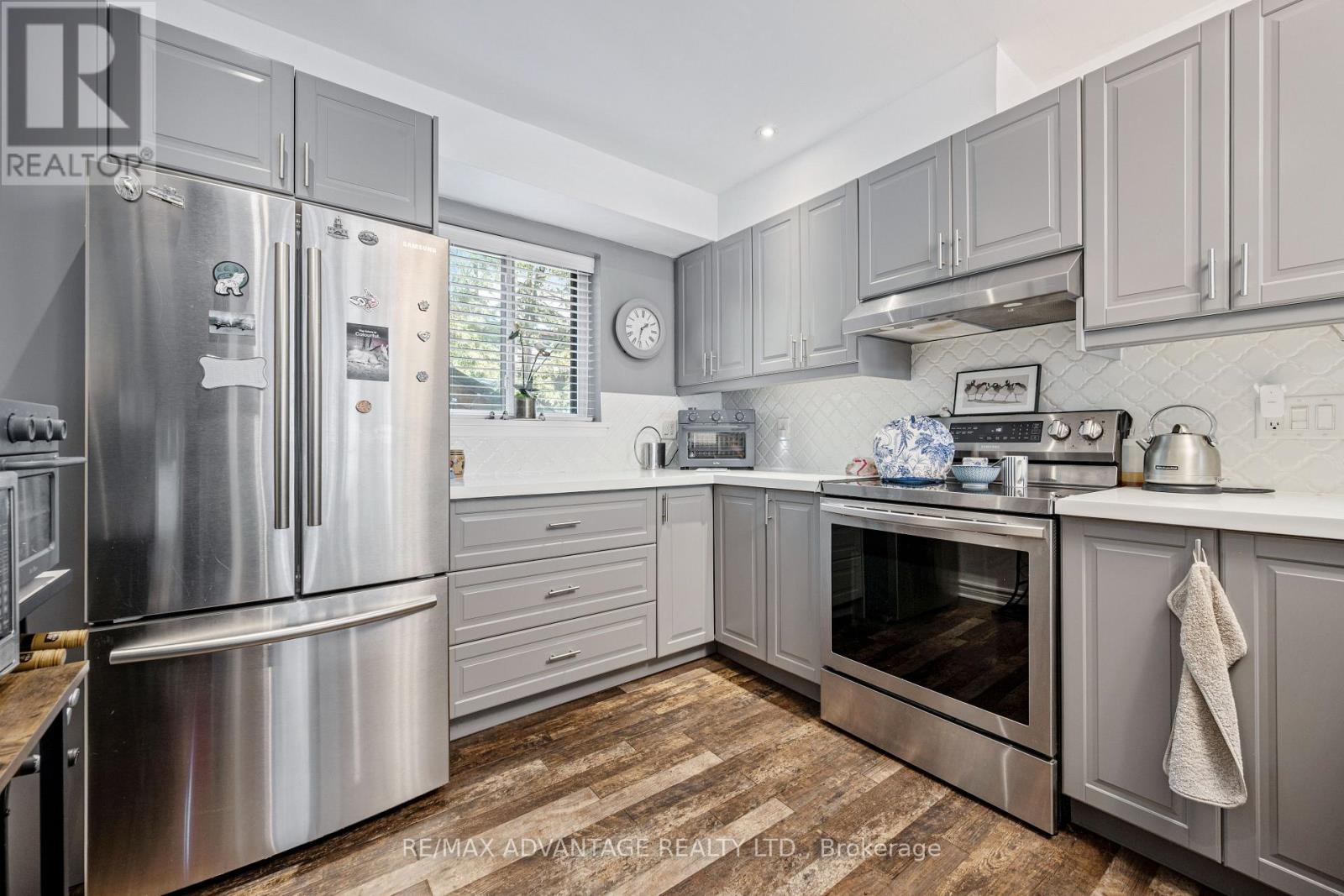 108 Hubbard Boulevard, Toronto, Ontario  M4E 1A6 - Photo 24 - E12386088