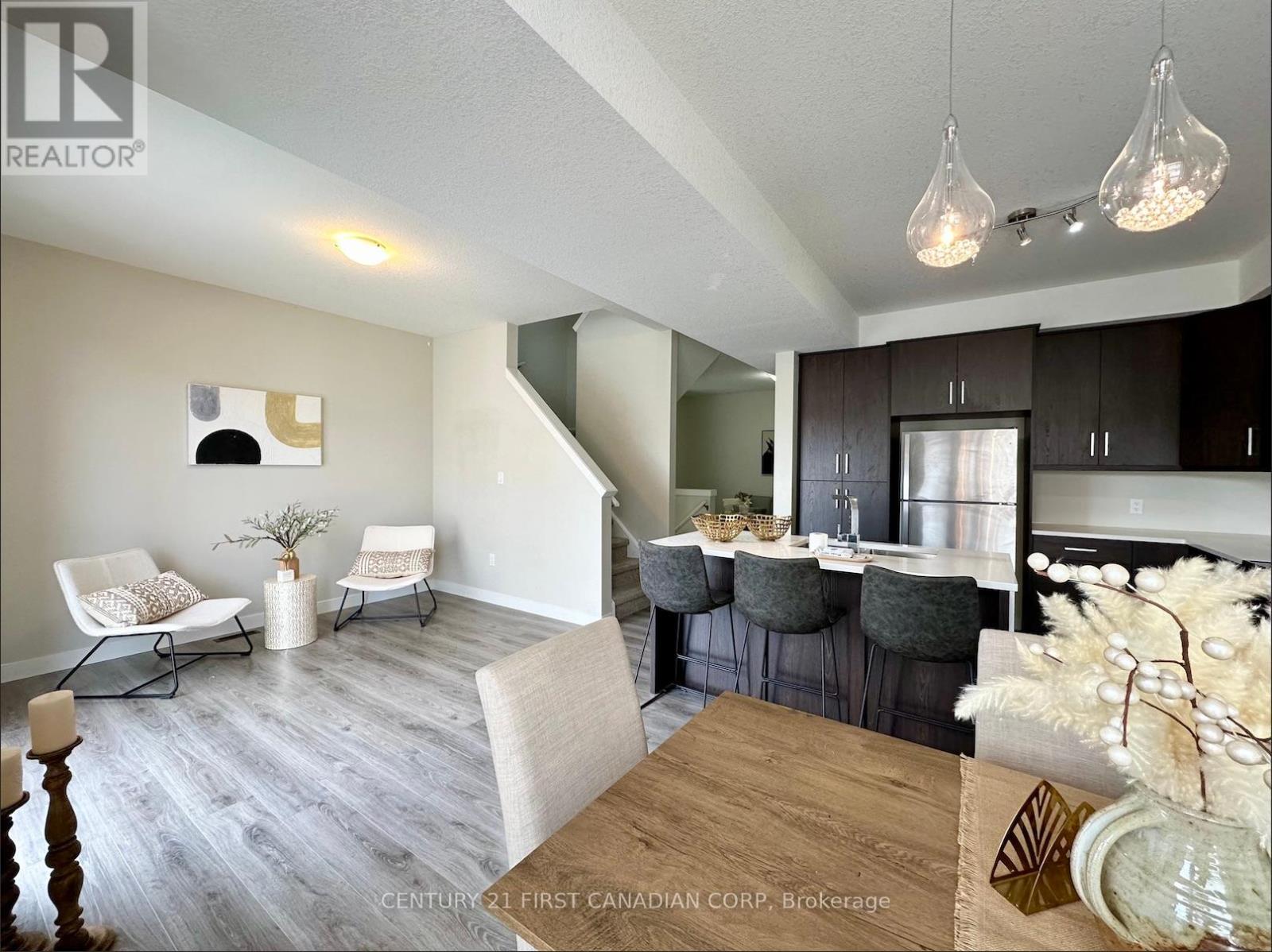 961 - 961 Manhattan Way, London North, Ontario  N6H 5J9 - Photo 22 - X12386092