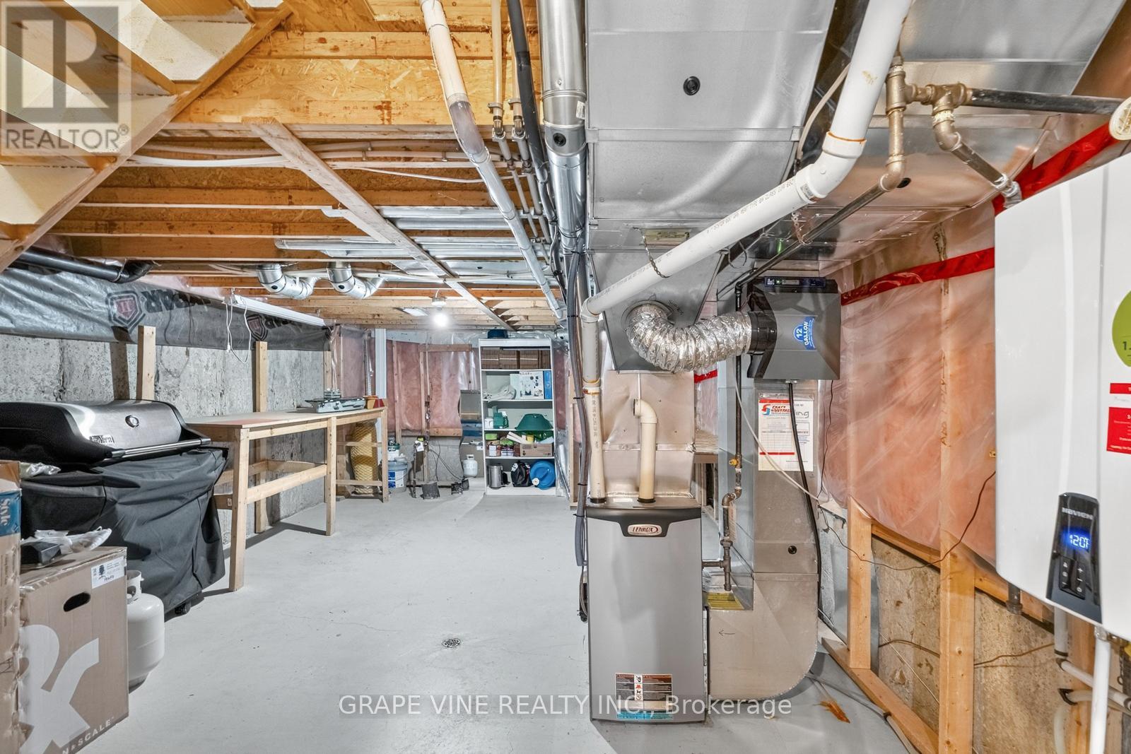 9 Stoneleigh Street, Ottawa, Ontario  K2G 7A2 - Photo 29 - X12386055