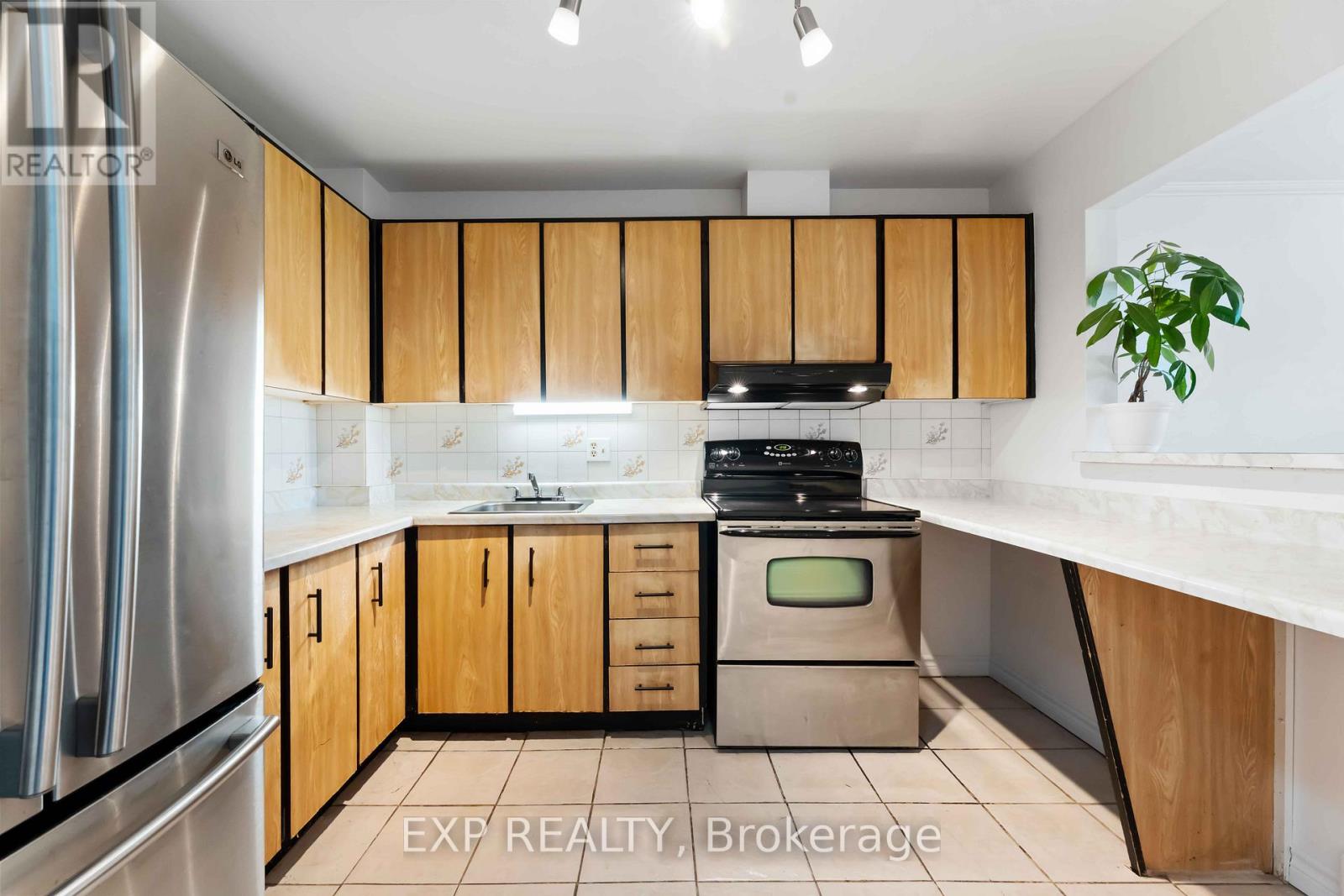 181 - 825 Cahill Drive W, Ottawa, Ontario  K1V 9N8 - Photo 13 - X12386117