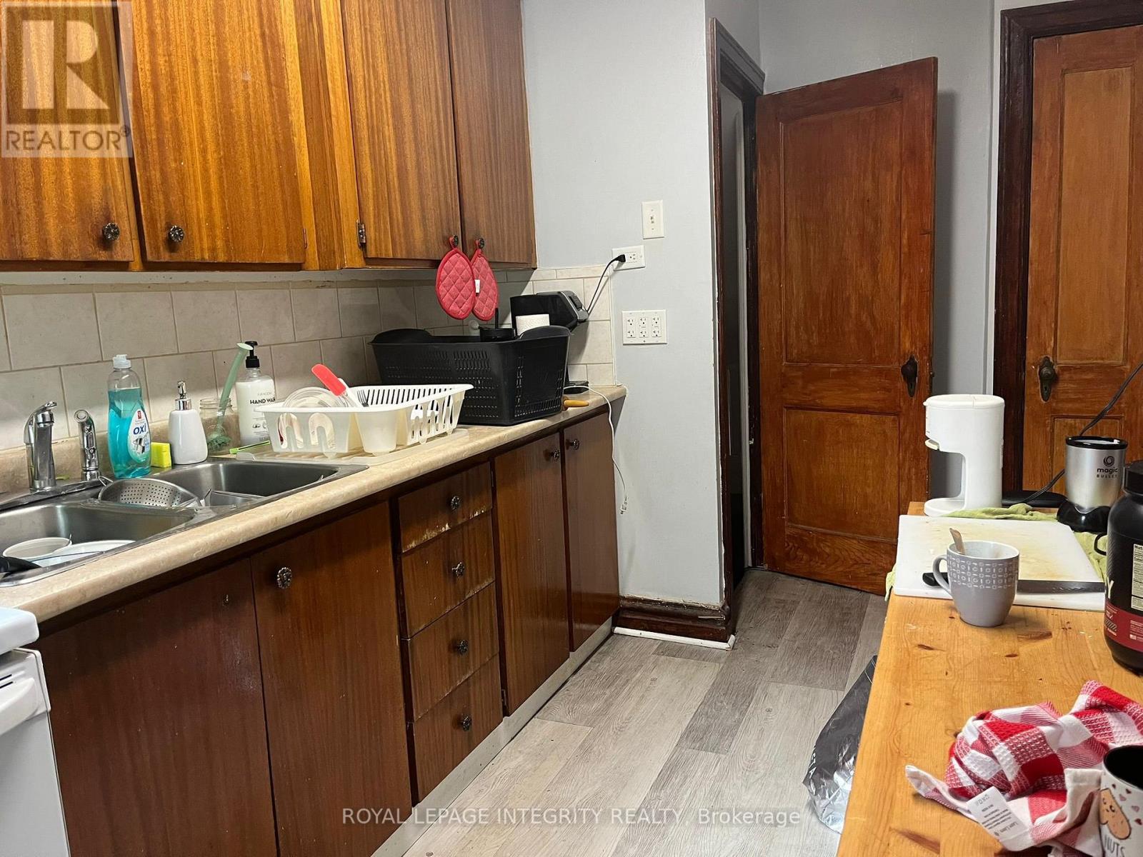 452-454 Sunnyside Avenue, Ottawa, Ontario  K1S 0S9 - Photo 34 - X12381009