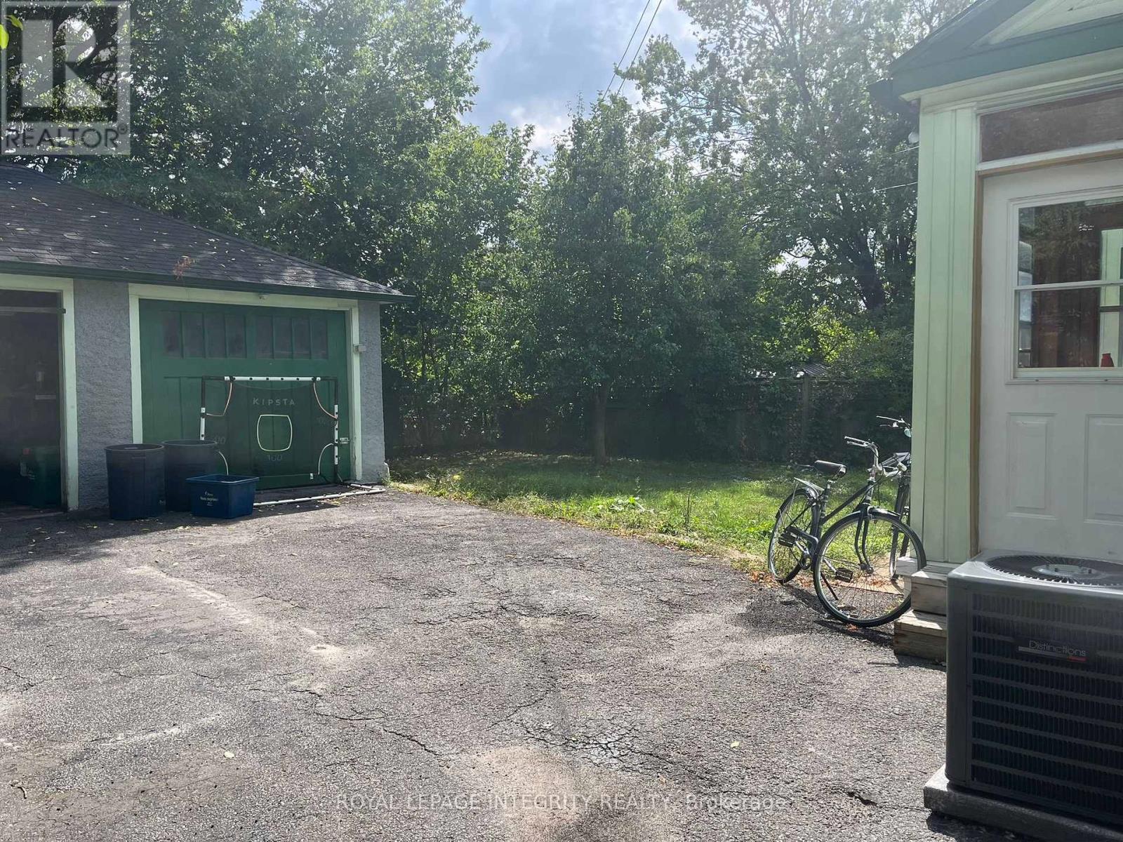 452-454 Sunnyside Avenue, Ottawa, Ontario  K1S 0S9 - Photo 41 - X12381009