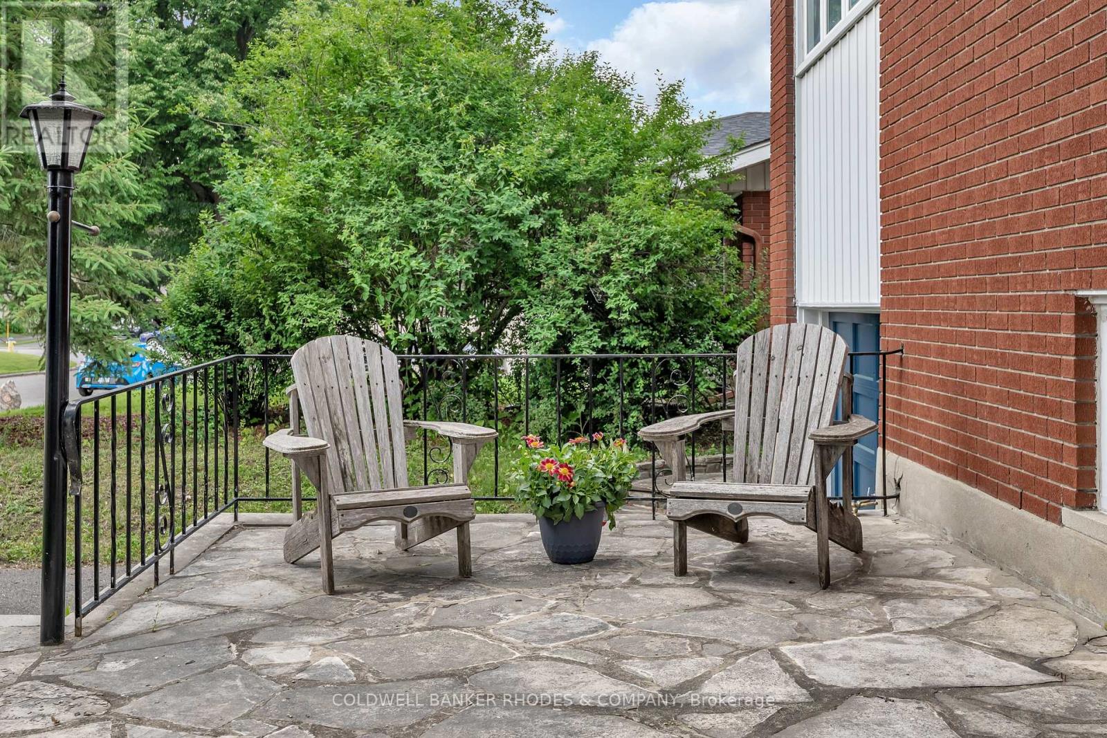 2687 Basswood Crescent, Ottawa, Ontario  K1V 8K2 - Photo 3 - X12383090