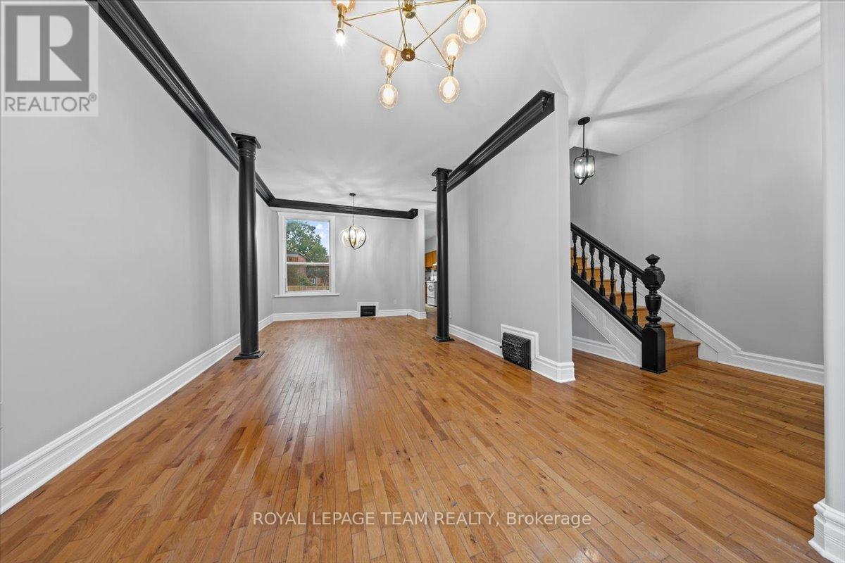 134 Elm Street, Ottawa, Ontario  K1R 6N5 - Photo 5 - X12384321