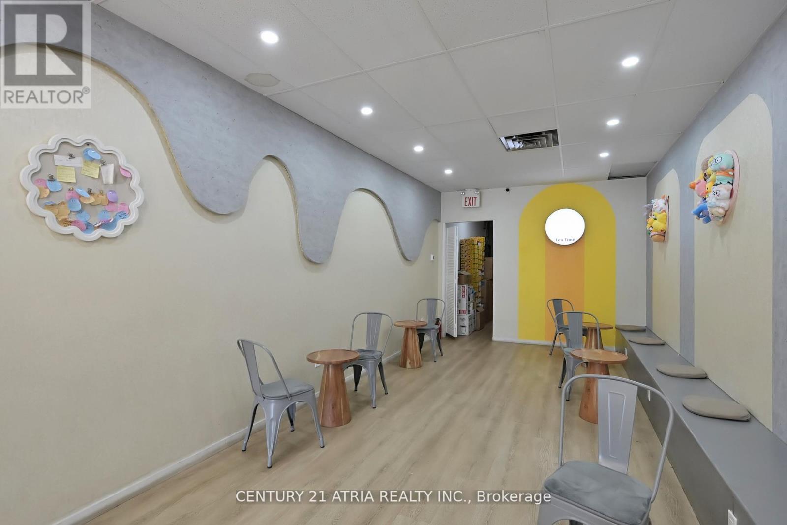 3905 Don Mills Road, Toronto (Hillcrest Village), Ontario  M2H 2S7 - Photo 4 - C12386121