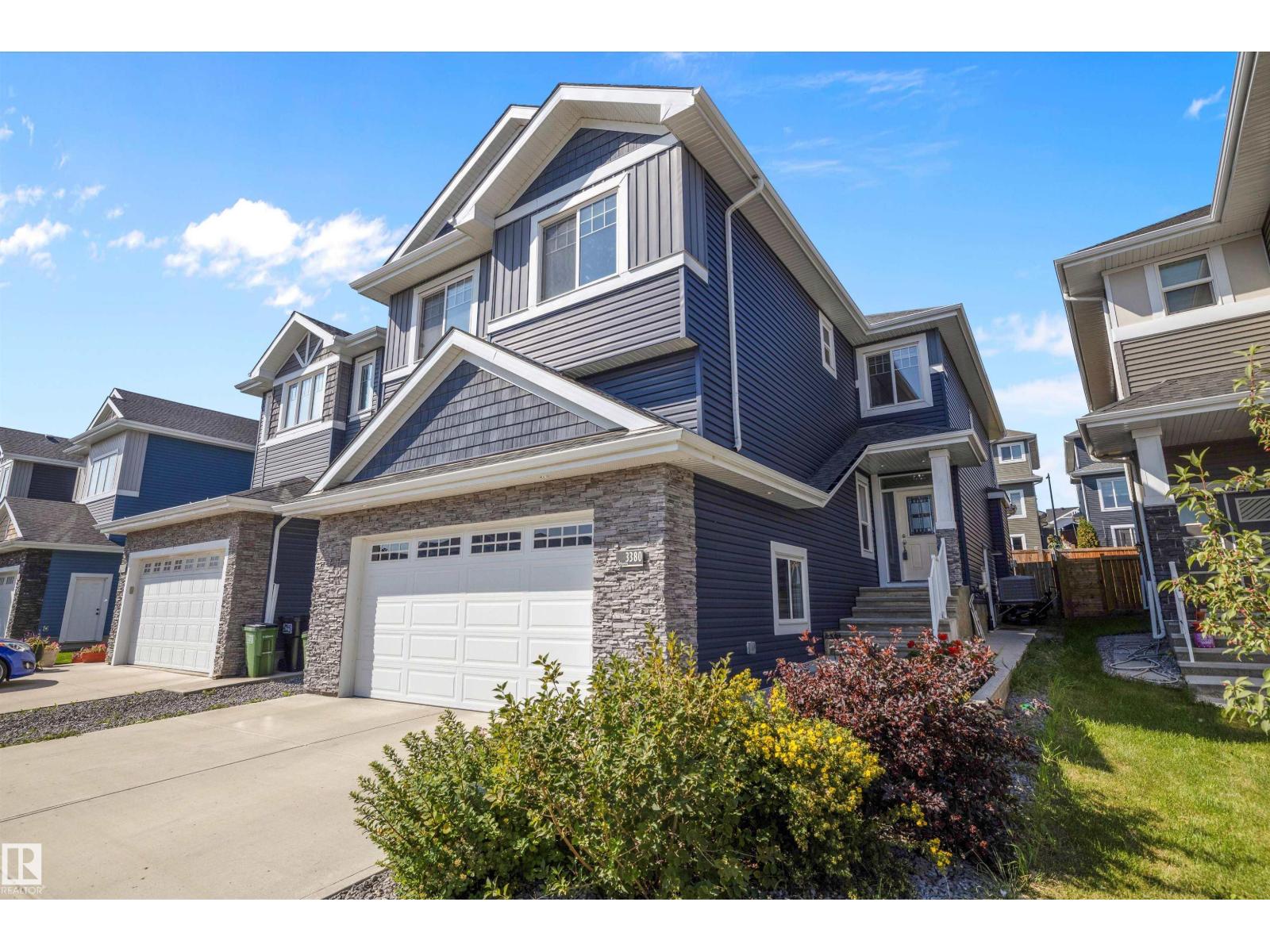 3380 CHICKADEE DR NW, Edmonton, Alberta