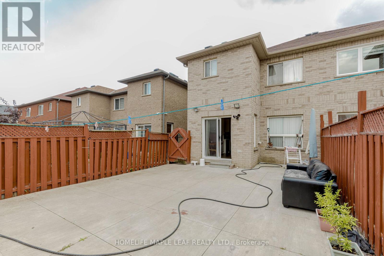 35 Ridgefield Court, Brampton, Ontario  L6P 1B4 - Photo 38 - W12371960
