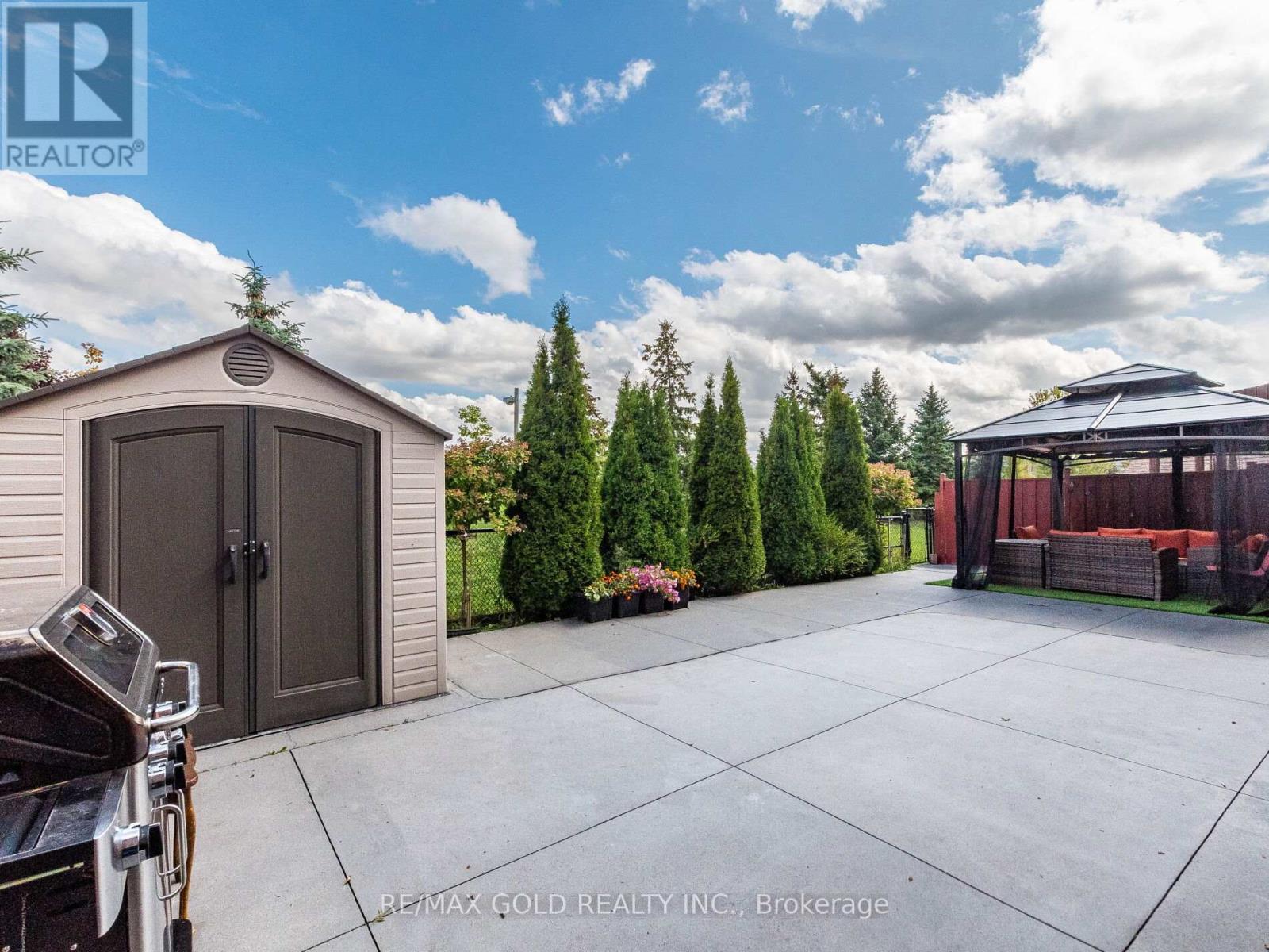47 Linstock Drive, Brampton, Ontario  L6P 1C9 - Photo 40 - W12386029