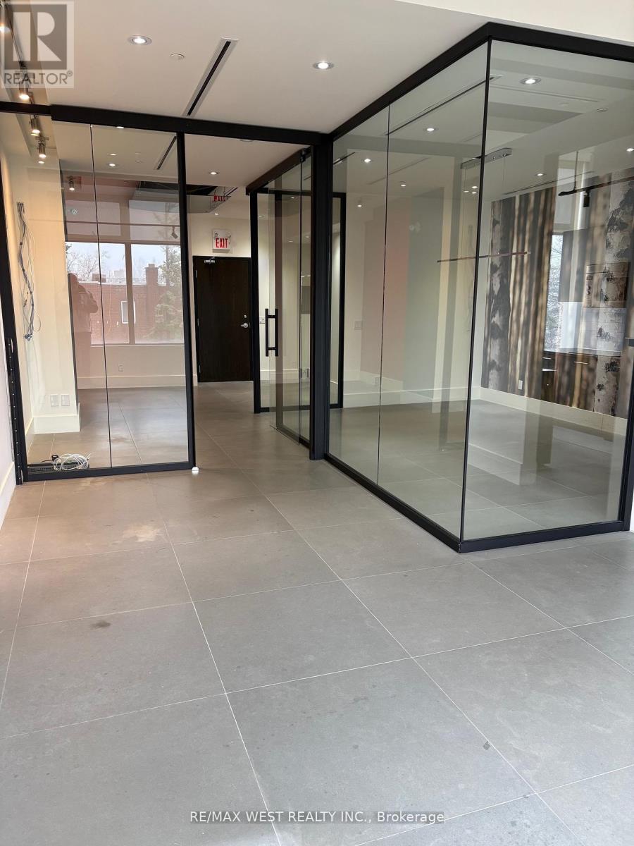 307 - 308 - 10376 Yonge Street, Richmond Hill, Ontario  L4C 3B8 - Photo 15 - N12386065