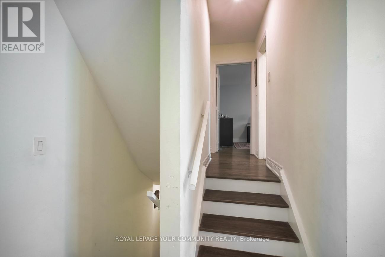 41 Hamilton Drive, Newmarket, Ontario  L3Y 3E7 - Photo 43 - N12386074
