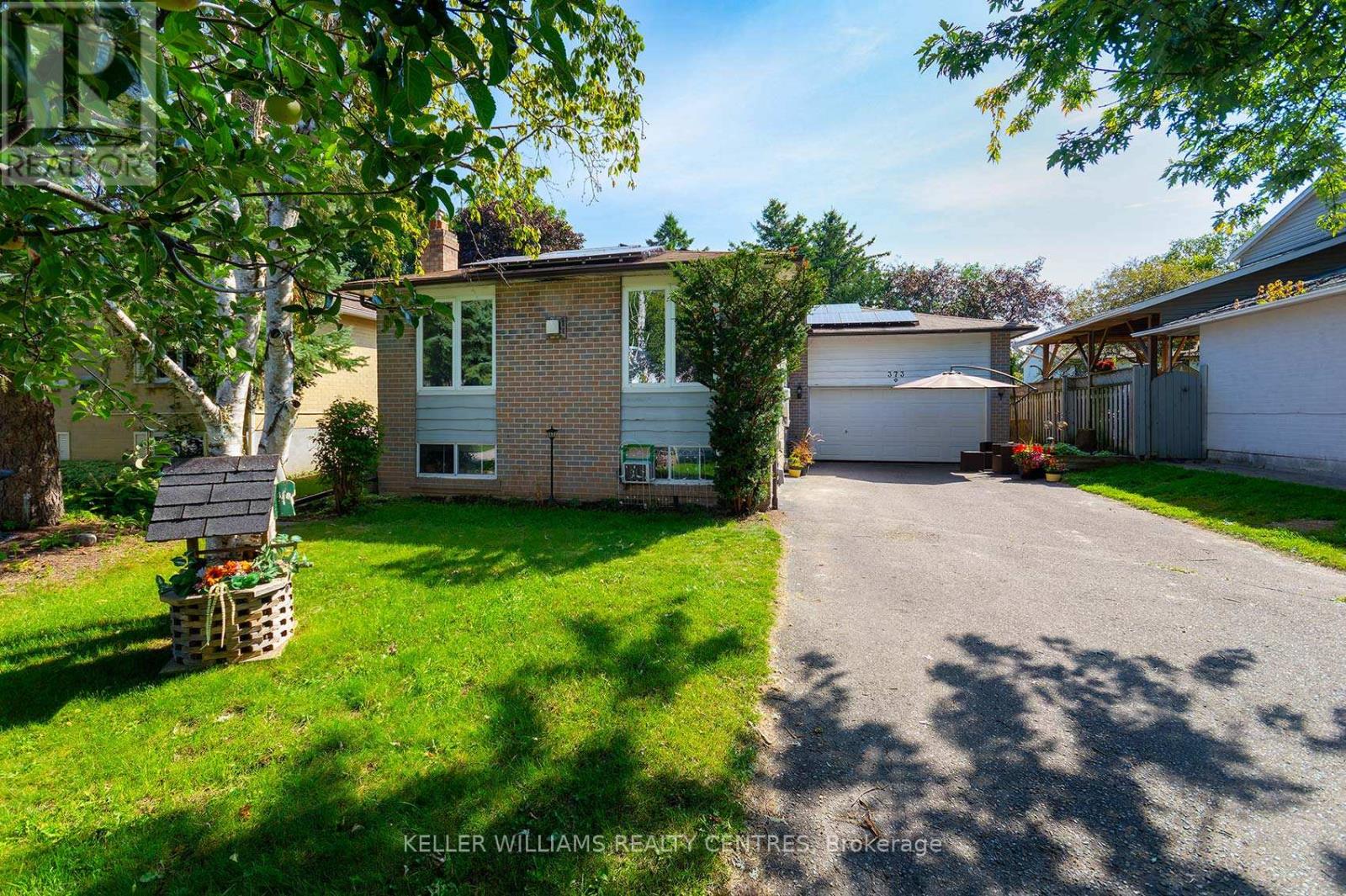 373 Borden Avenue, Newmarket, Ontario  L3Y 5C1 - Photo 2 - N12386086