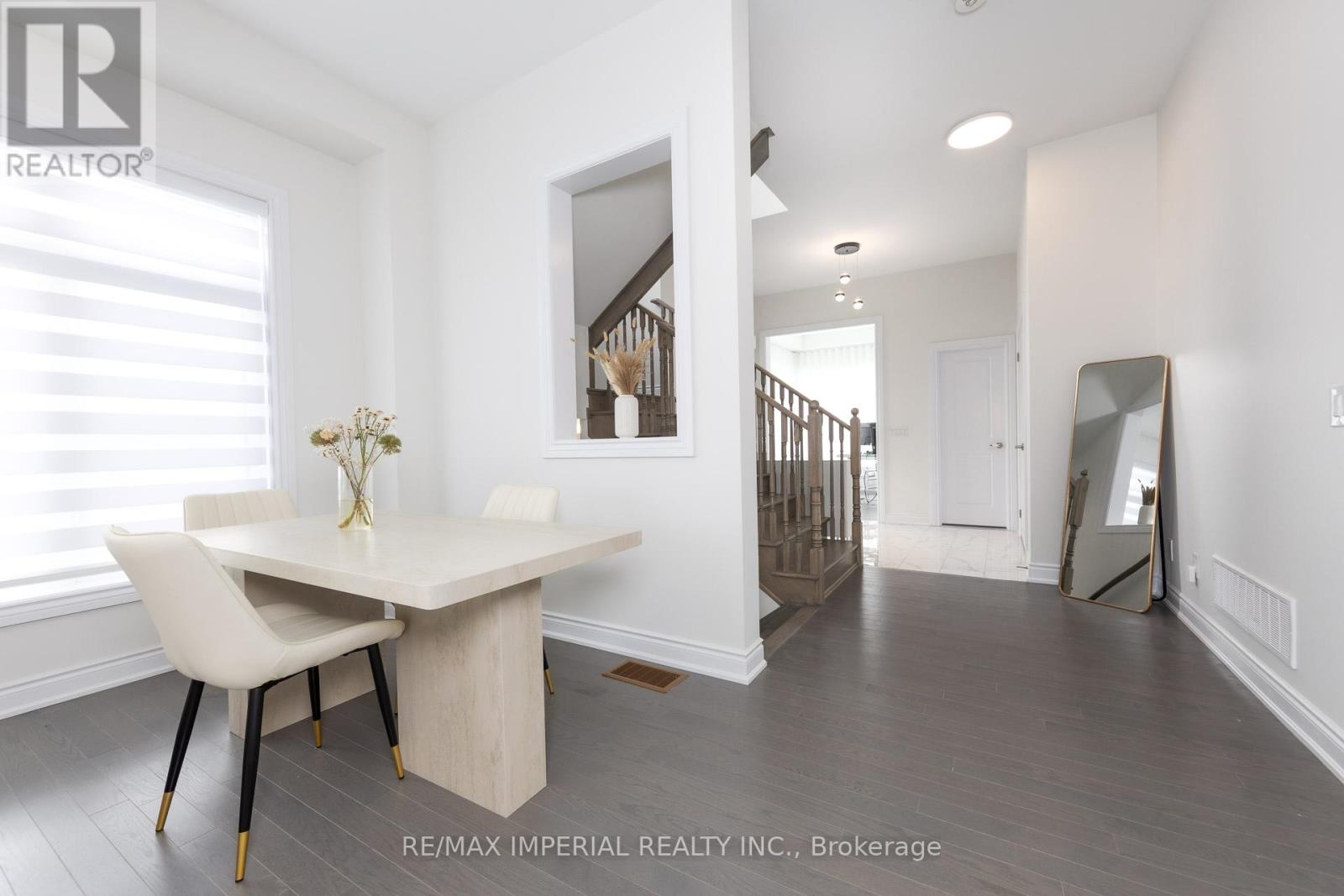20 Harold Humphrey Street, Markham (Angus Glen), Ontario  L6C 3N2 - Photo 8 - N12386111