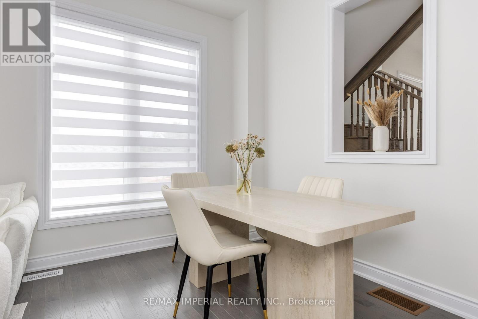 20 Harold Humphrey Street, Markham (Angus Glen), Ontario  L6C 3N2 - Photo 9 - N12386111