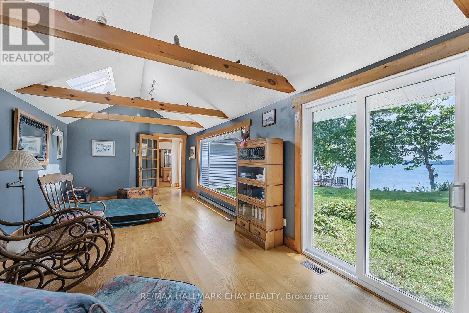 209 Bay Street, Oro-Medonte (Shanty Bay), Ontario  L0L 2L0 - Photo 16 - S12386085