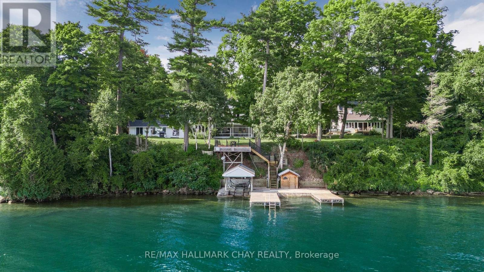209 Bay Street, Oro-Medonte (Shanty Bay), Ontario  L0L 2L0 - Photo 2 - S12386085