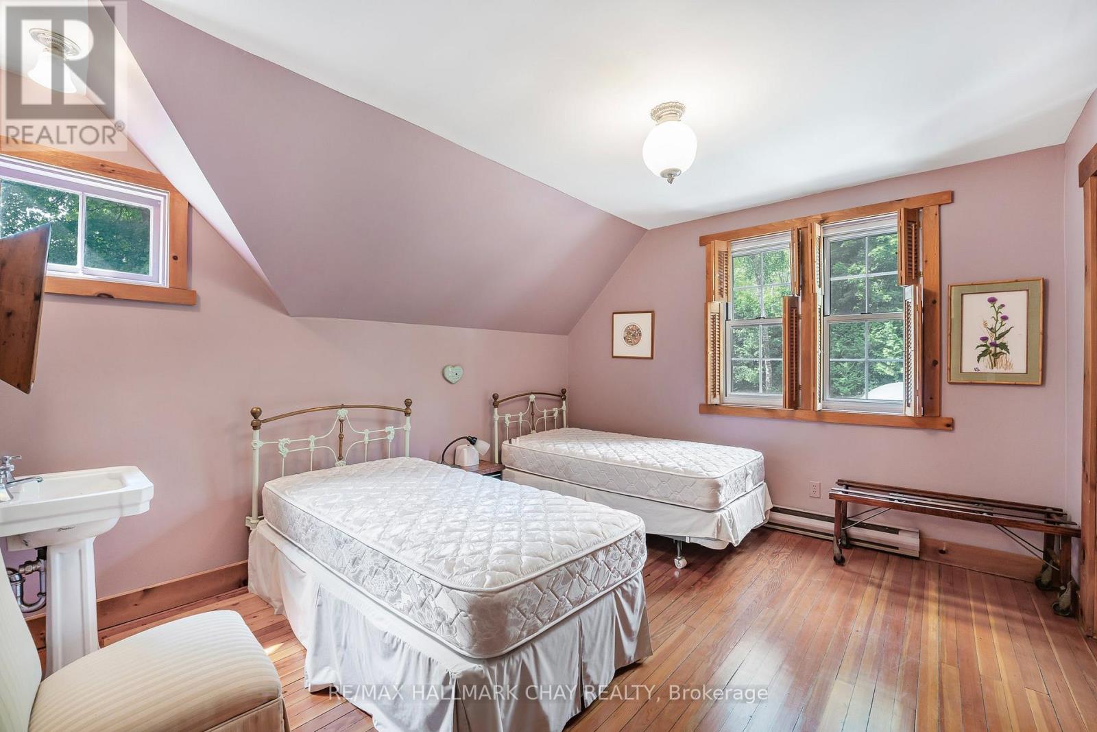 209 Bay Street, Oro-Medonte (Shanty Bay), Ontario  L0L 2L0 - Photo 23 - S12386085