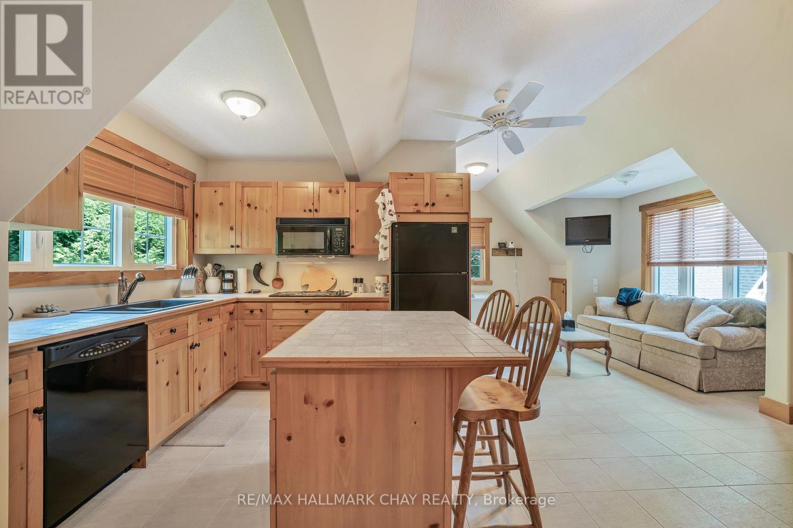 209 Bay Street, Oro-Medonte (Shanty Bay), Ontario  L0L 2L0 - Photo 28 - S12386085