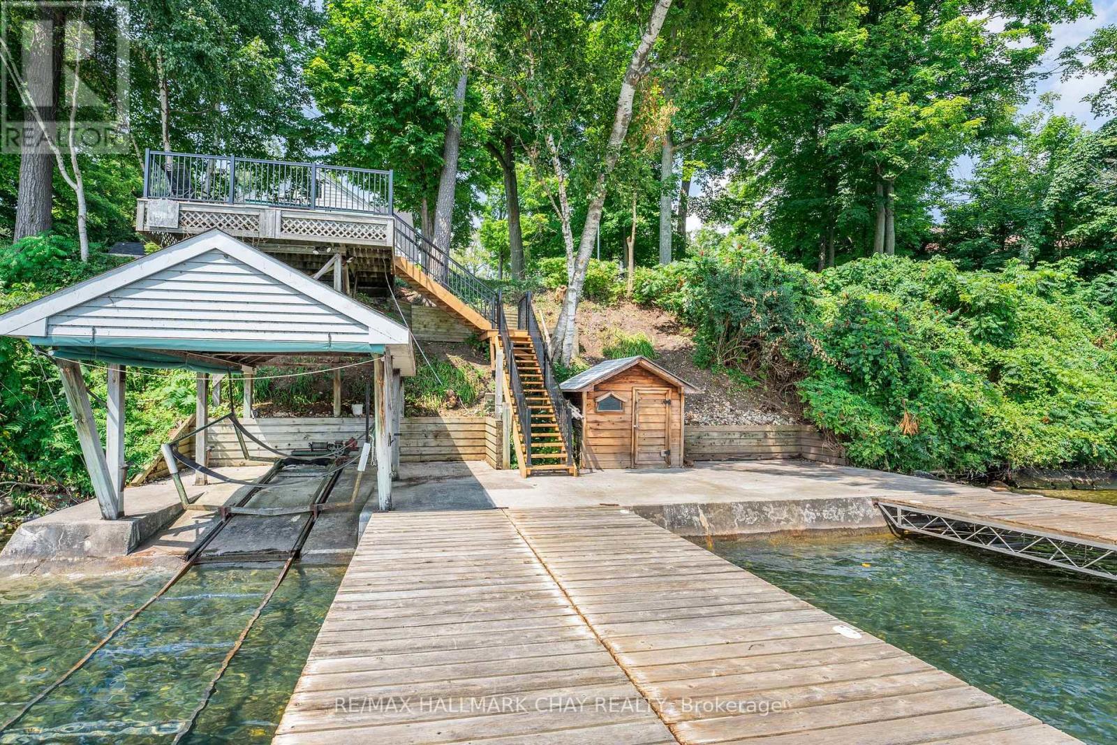 209 Bay Street, Oro-Medonte (Shanty Bay), Ontario  L0L 2L0 - Photo 7 - S12386085