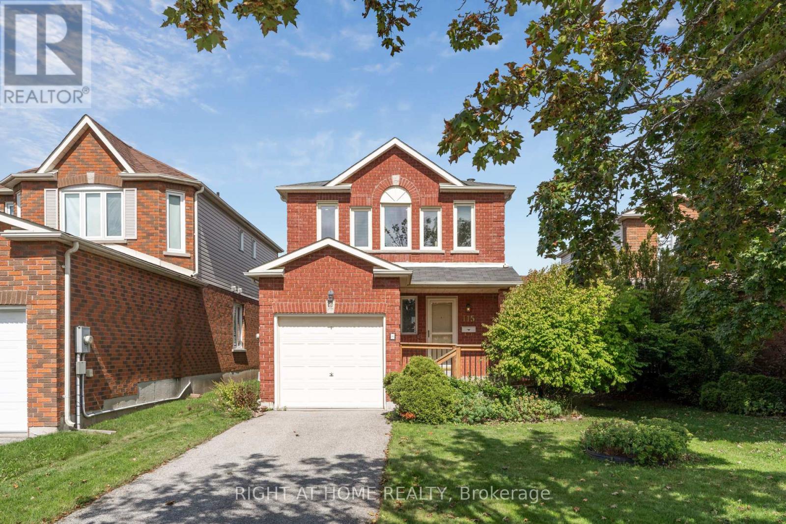 115 LAIDLAW DRIVE, Barrie, Ontario