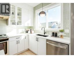 231 Savoy Landing Se Rangeview, Calgary, Ca