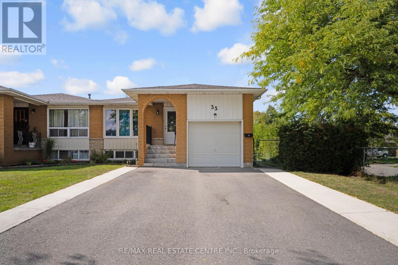 35 MADISON STREET, Brampton, Ontario
