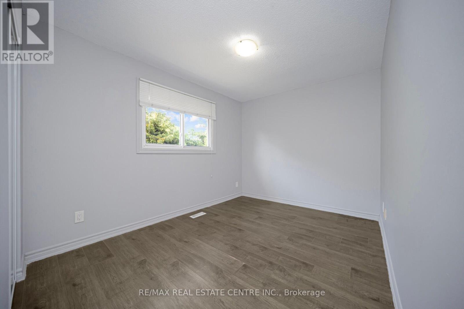 35 Madison Street, Brampton (Central Park), Ontario  L6S 3C4 - Photo 22 - W12386075