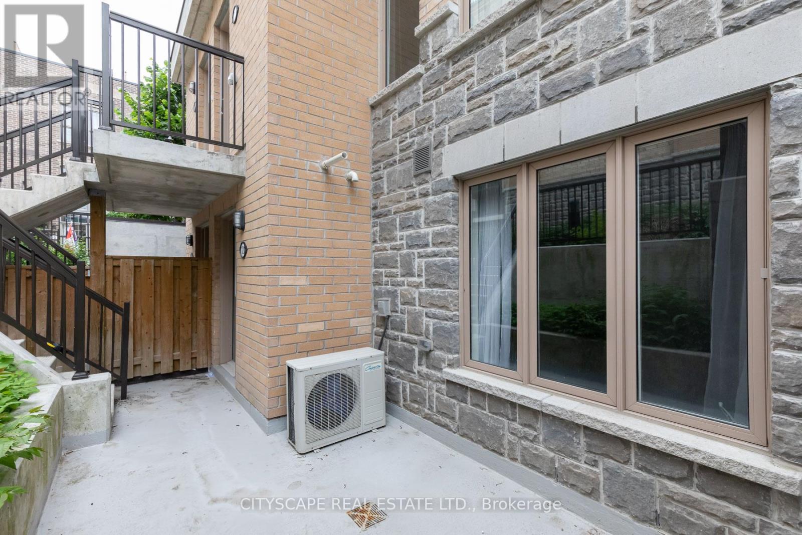 121 - 7 Foundry Avenue, Toronto, Ontario  M6H 0B7 - Photo 14 - W12386089