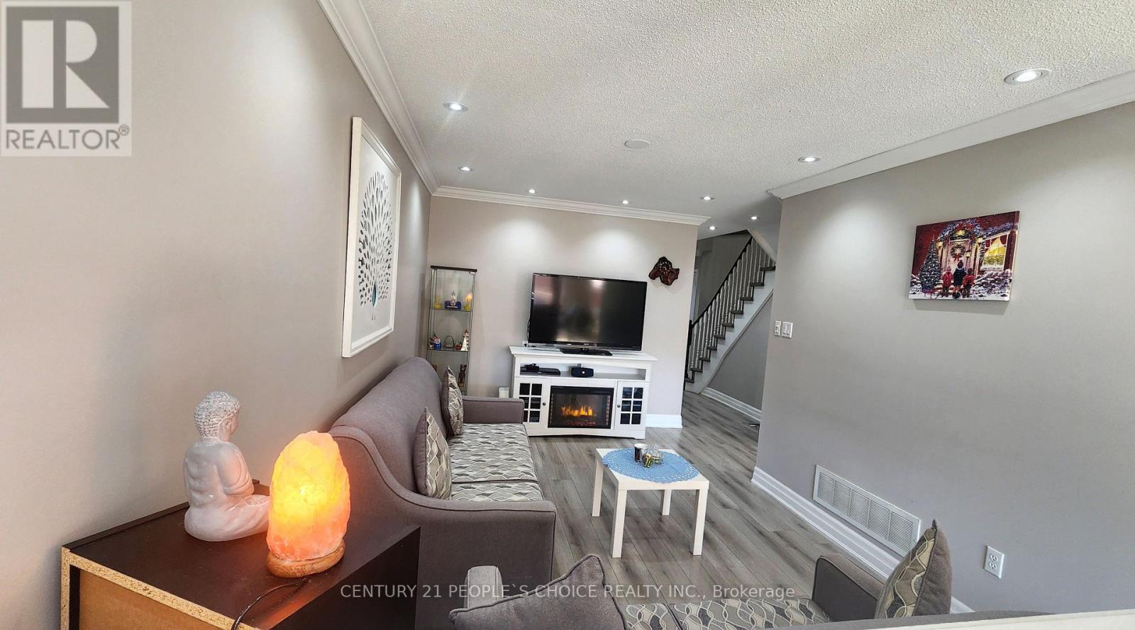 104 - 525 Novo Star Drive, Mississauga, Ontario  L5W 1X8 - Photo 6 - W12386106