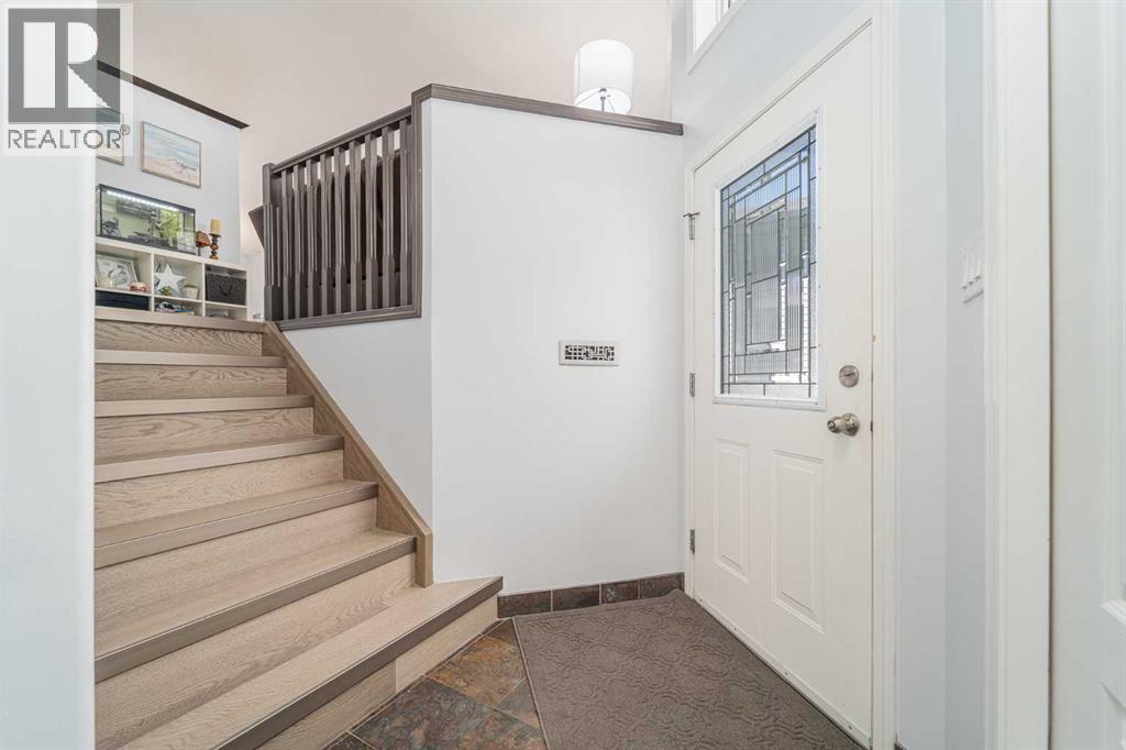 Property at 14 Heritage Circle W image 3