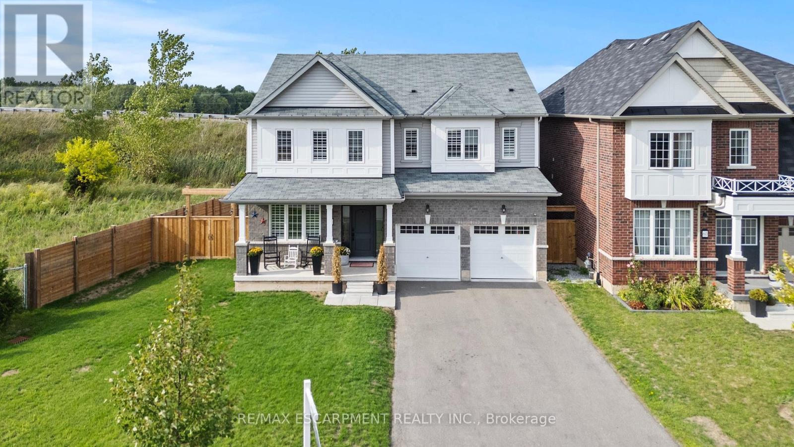 62 Esther Crescent, Thorold, Ontario  L3B 0G2 - Photo 1 - X12380535