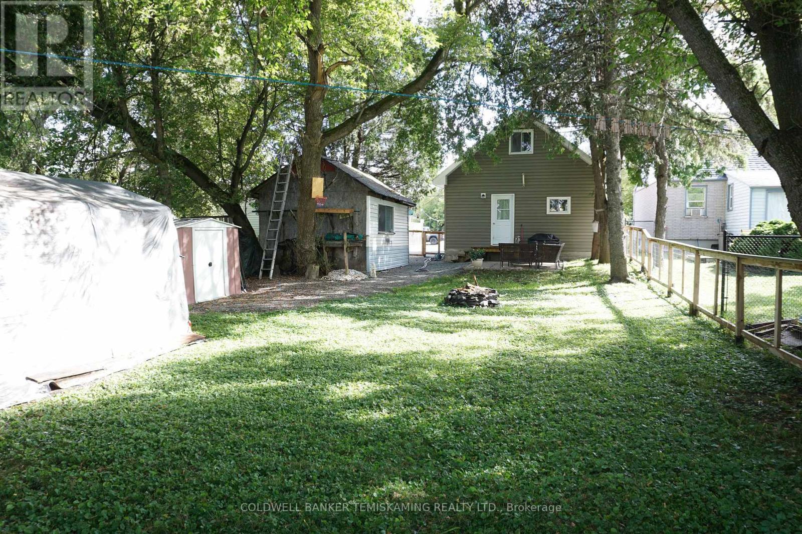 351 Broadwood Avenue, Temiskaming Shores, Ontario  P0J 1P0 - Photo 5 - T12386132