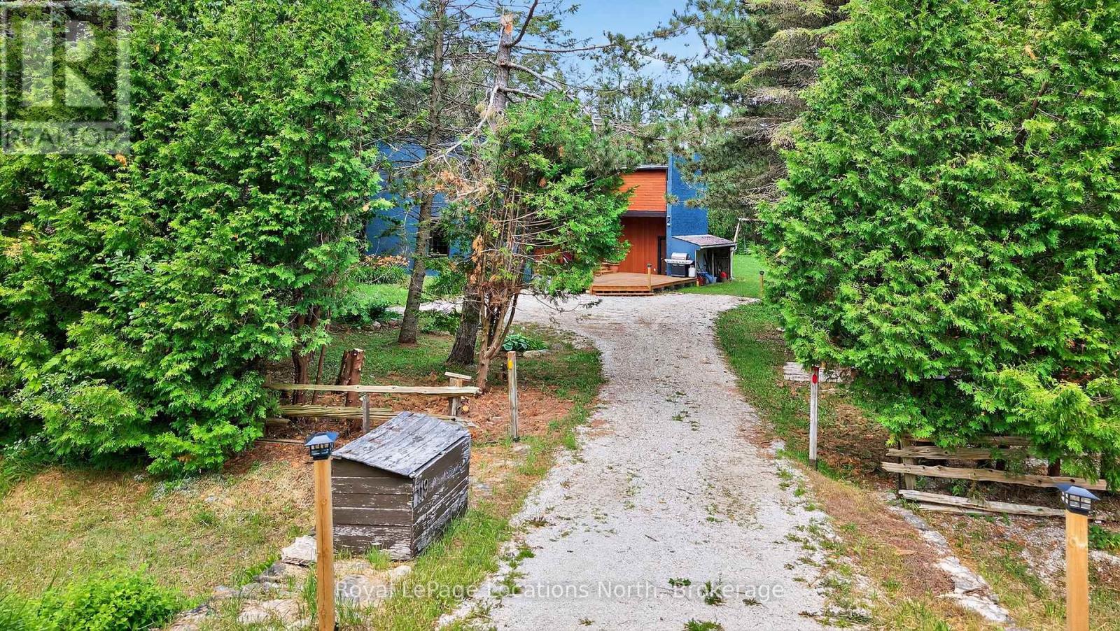 119 Tyrol Avenue, Blue Mountains, Ontario  N0H 2E0 - Photo 36 - X12386153