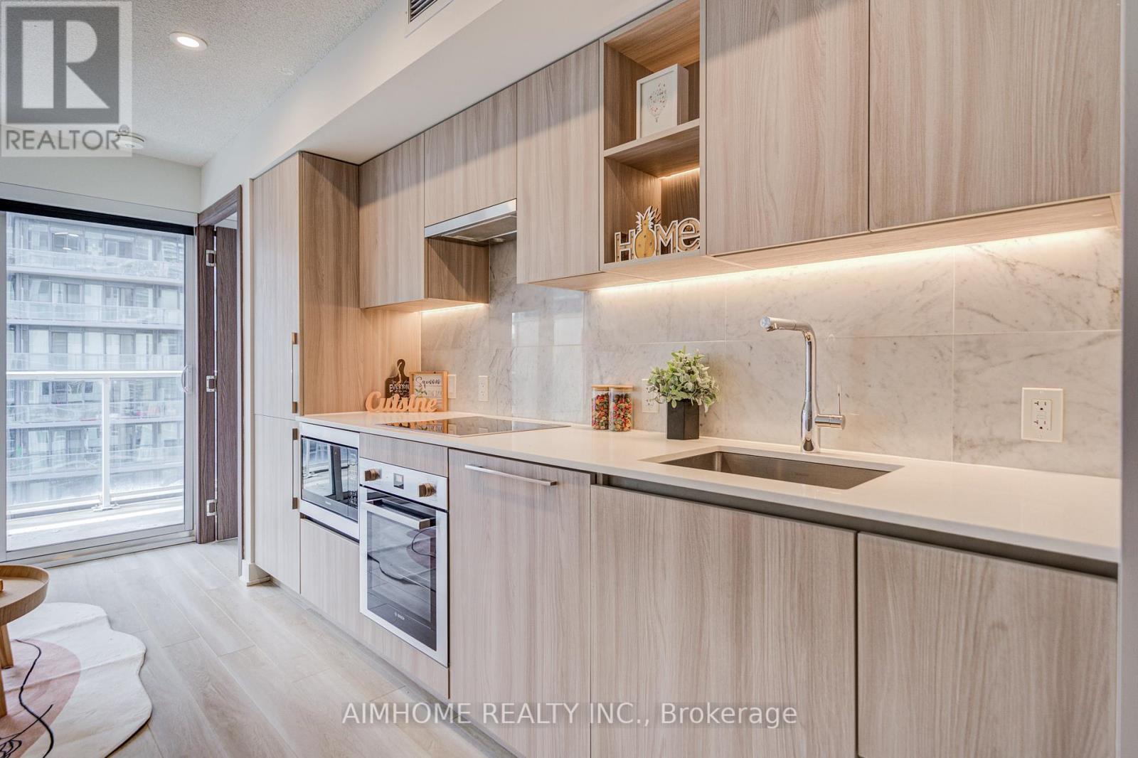 1102 - 19 Bathurst Street, Toronto, Ontario  M5V 0N2 - Photo 12 - C12385928
