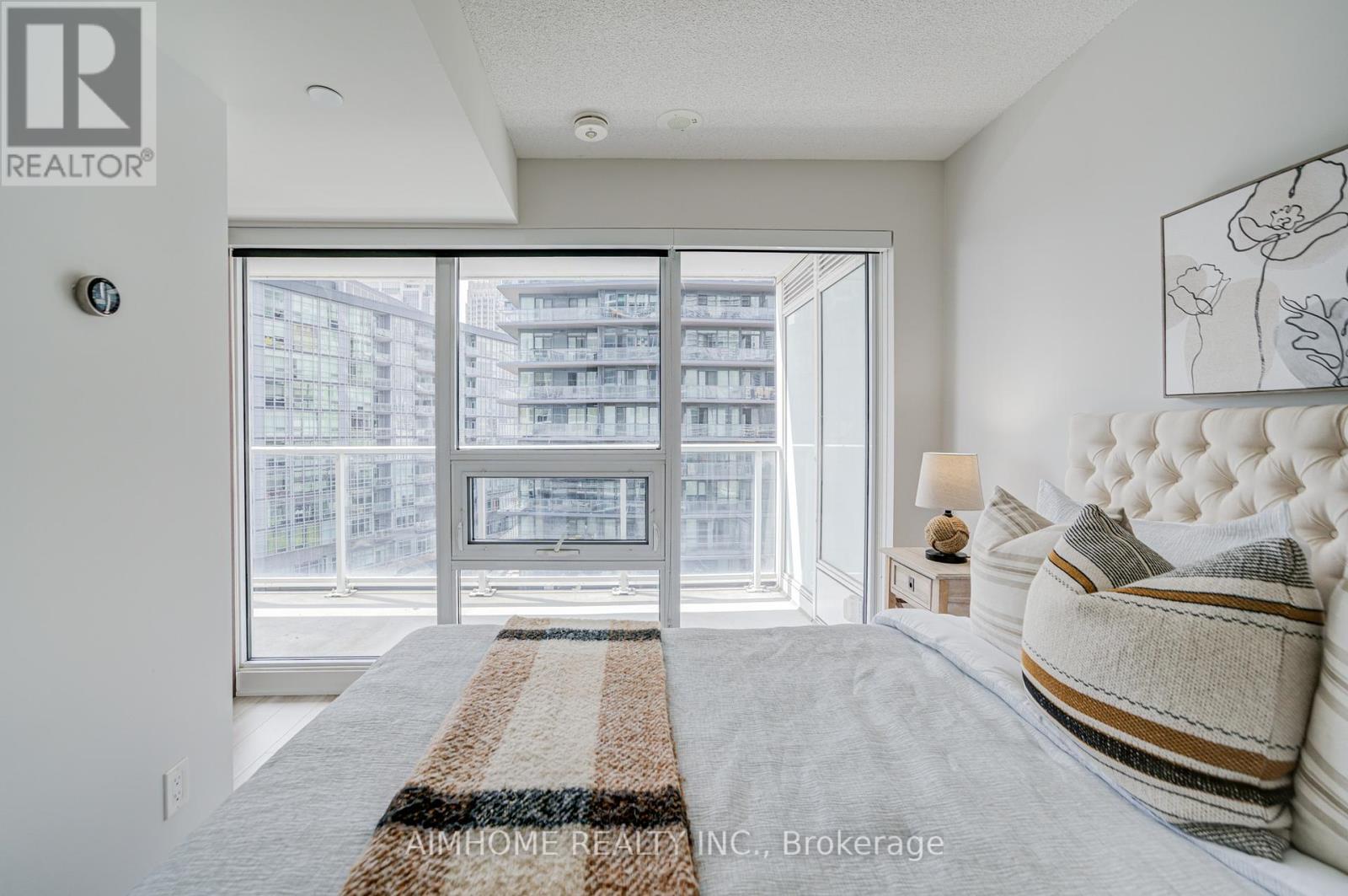 1102 - 19 Bathurst Street, Toronto, Ontario  M5V 0N2 - Photo 27 - C12385928