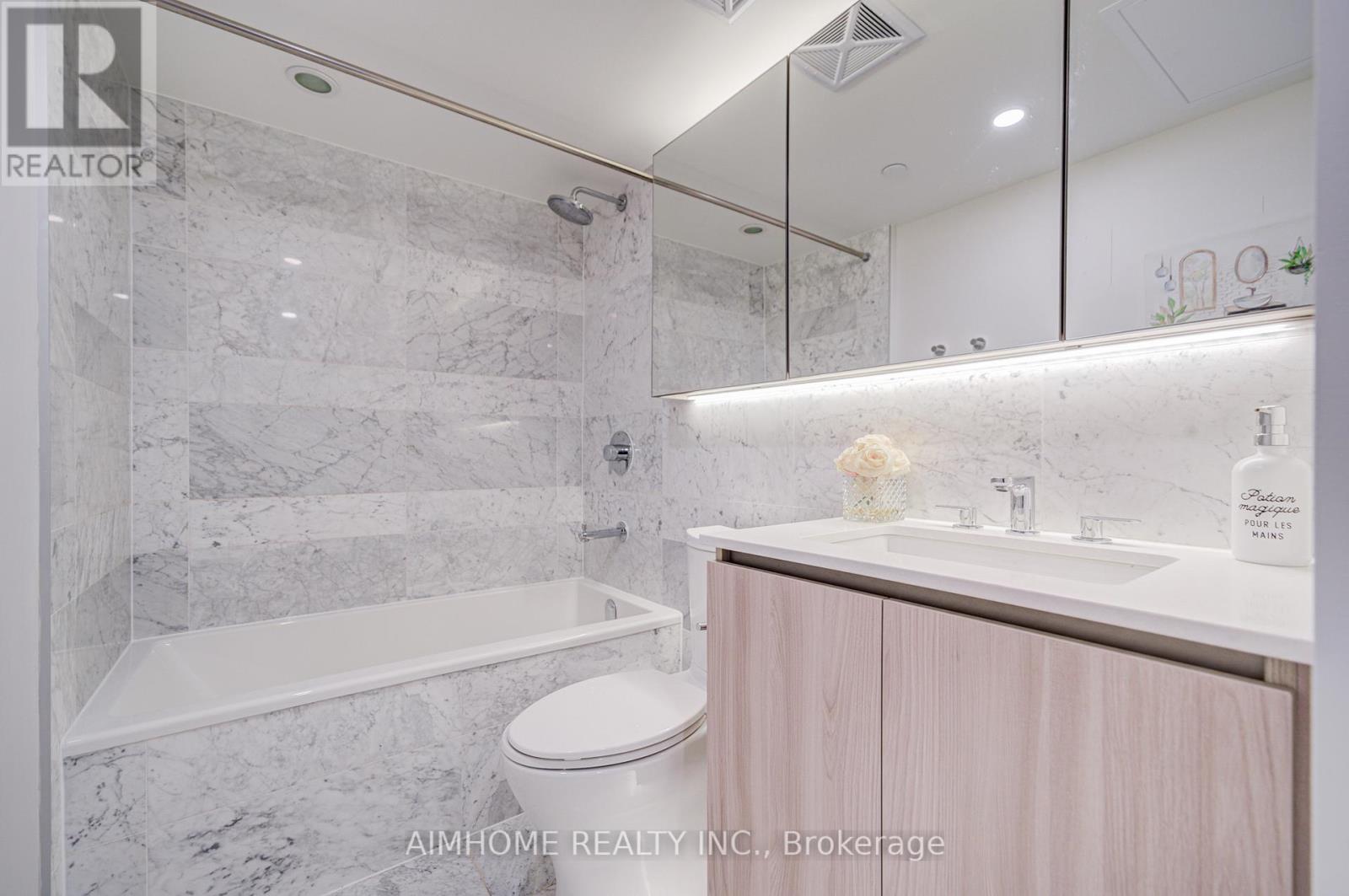 1102 - 19 Bathurst Street, Toronto, Ontario  M5V 0N2 - Photo 32 - C12385928
