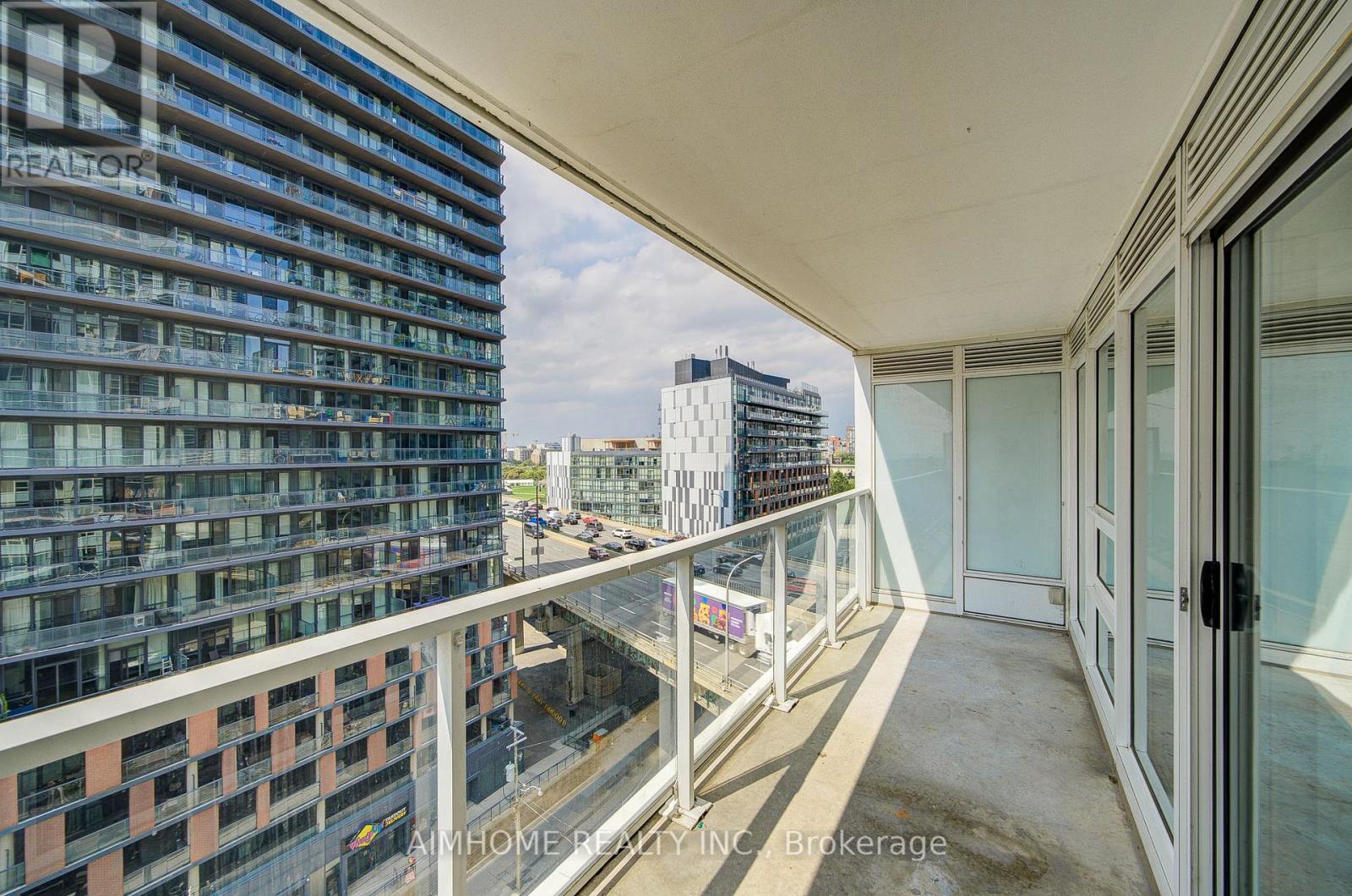 1102 - 19 Bathurst Street, Toronto, Ontario  M5V 0N2 - Photo 35 - C12385928