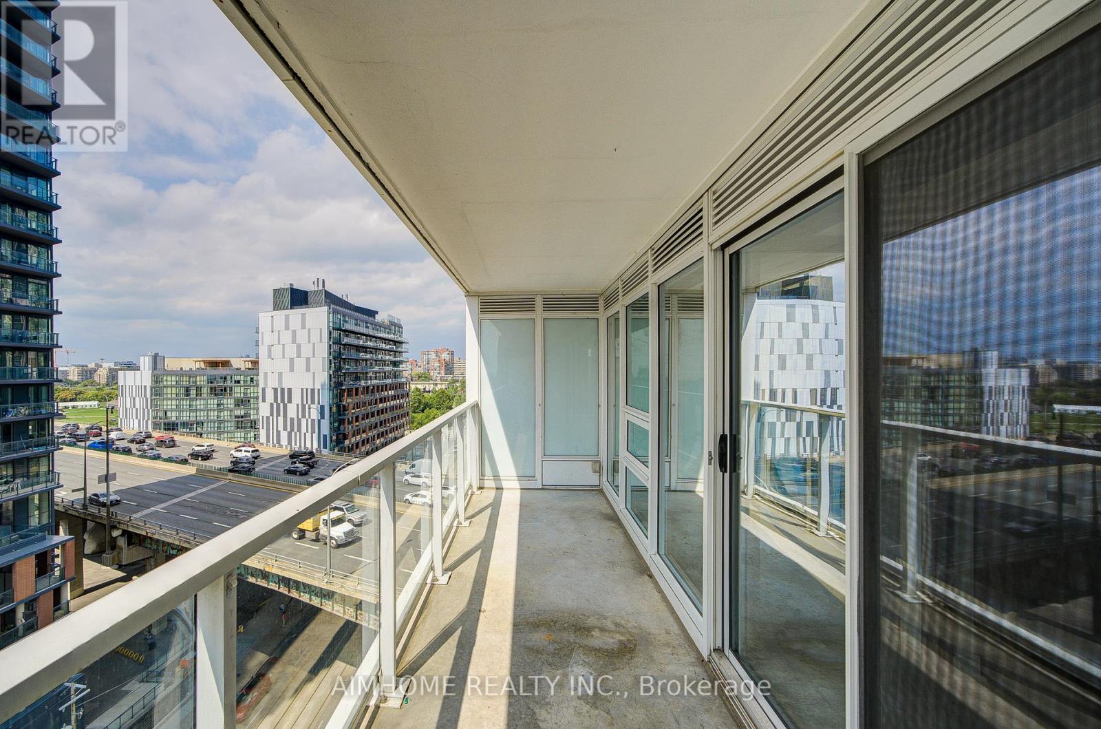 1102 - 19 Bathurst Street, Toronto, Ontario  M5V 0N2 - Photo 36 - C12385928