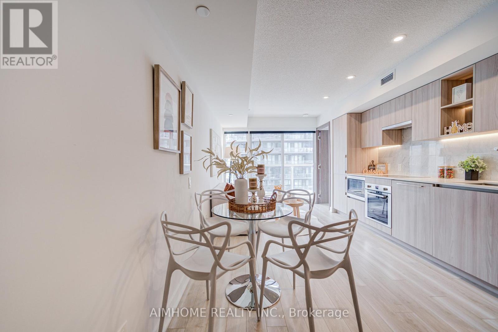 1102 - 19 Bathurst Street, Toronto, Ontario  M5V 0N2 - Photo 7 - C12385928