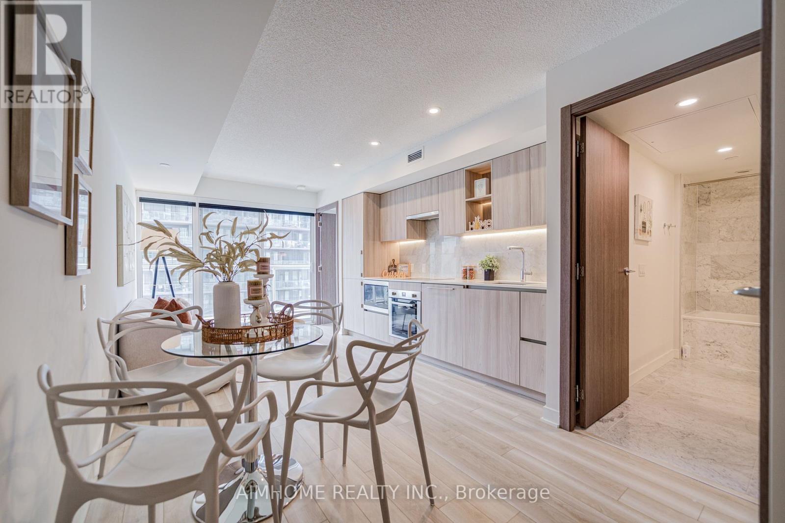 1102 - 19 Bathurst Street, Toronto, Ontario  M5V 0N2 - Photo 8 - C12385928