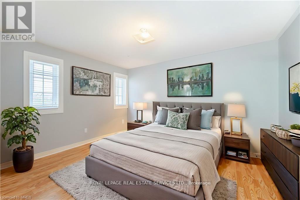 125 Ferndale Drive S, Barrie (Ardagh), Ontario  L4N 6Y6 - Photo 29 - S12385501