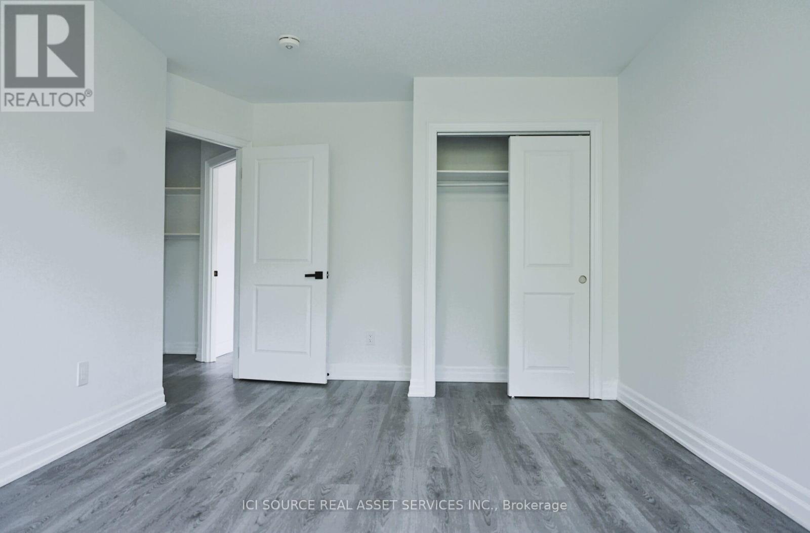 2135 Jane Street, Toronto, Ontario  M3M 1A2 - Photo 15 - W12165088