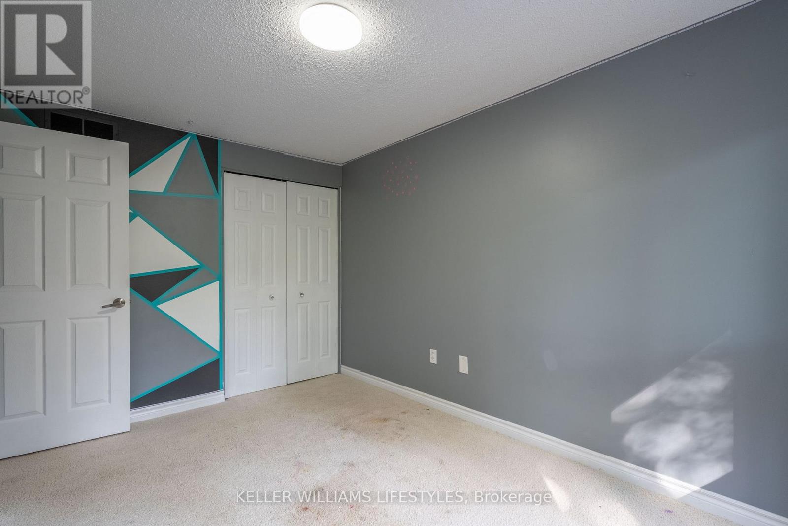 21 Beechbank Crescent, London South (South X), Ontario  N6E 2N9 - Photo 24 - X12384061