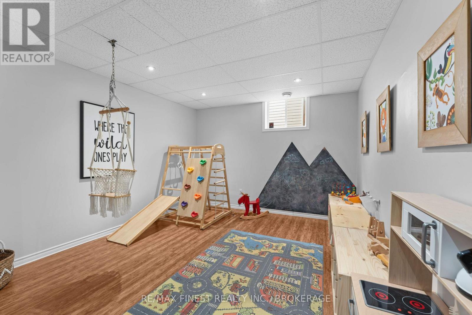 910 Lombardy Street, Kingston, Ontario  K7M 9C2 - Photo 27 - X12386070