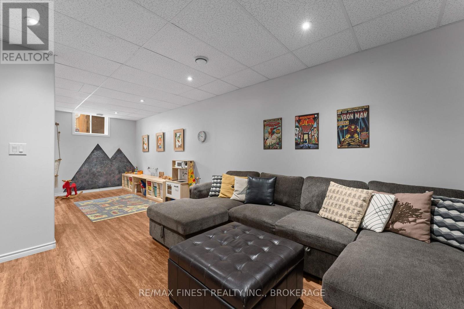 910 Lombardy Street, Kingston, Ontario  K7M 9C2 - Photo 26 - X12386070