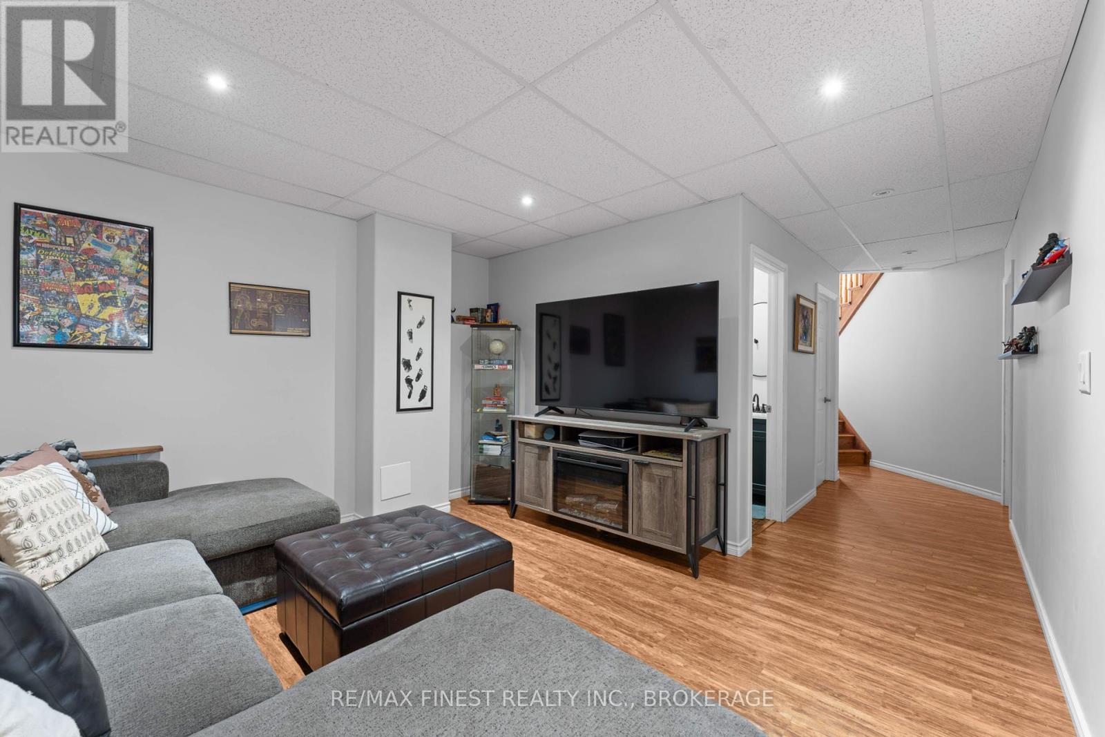 910 Lombardy Street, Kingston, Ontario  K7M 9C2 - Photo 24 - X12386070