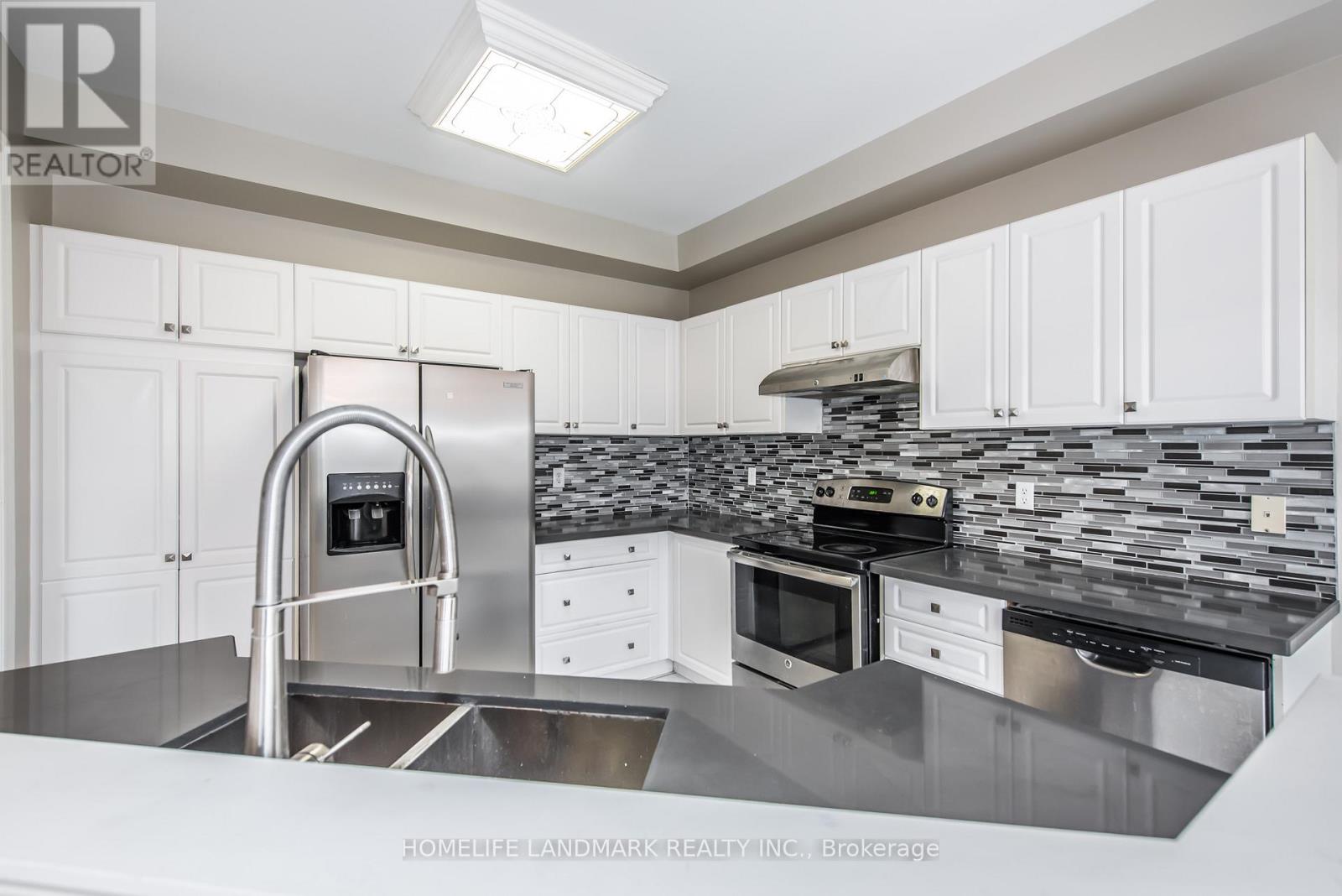 97 Annina Crescent, Markham, Ontario  L3R 4S5 - Photo 8 - N12386126