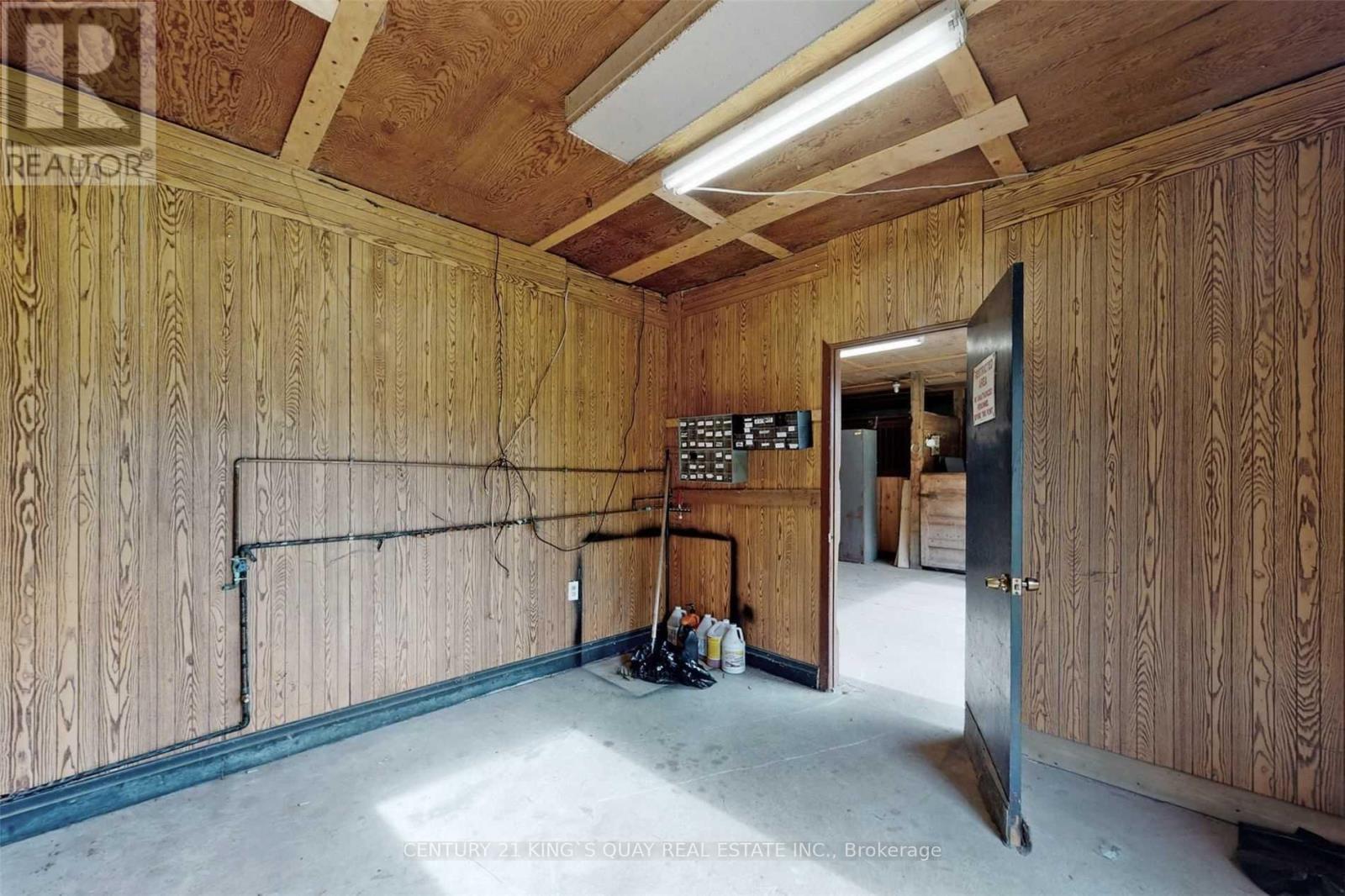 6159 5th Side Road, Innisfil, Ontario  L0L 1L0 - Photo 8 - N12386151