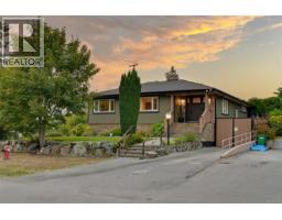 196 Homer Rd Tillicum, Saanich, Ca