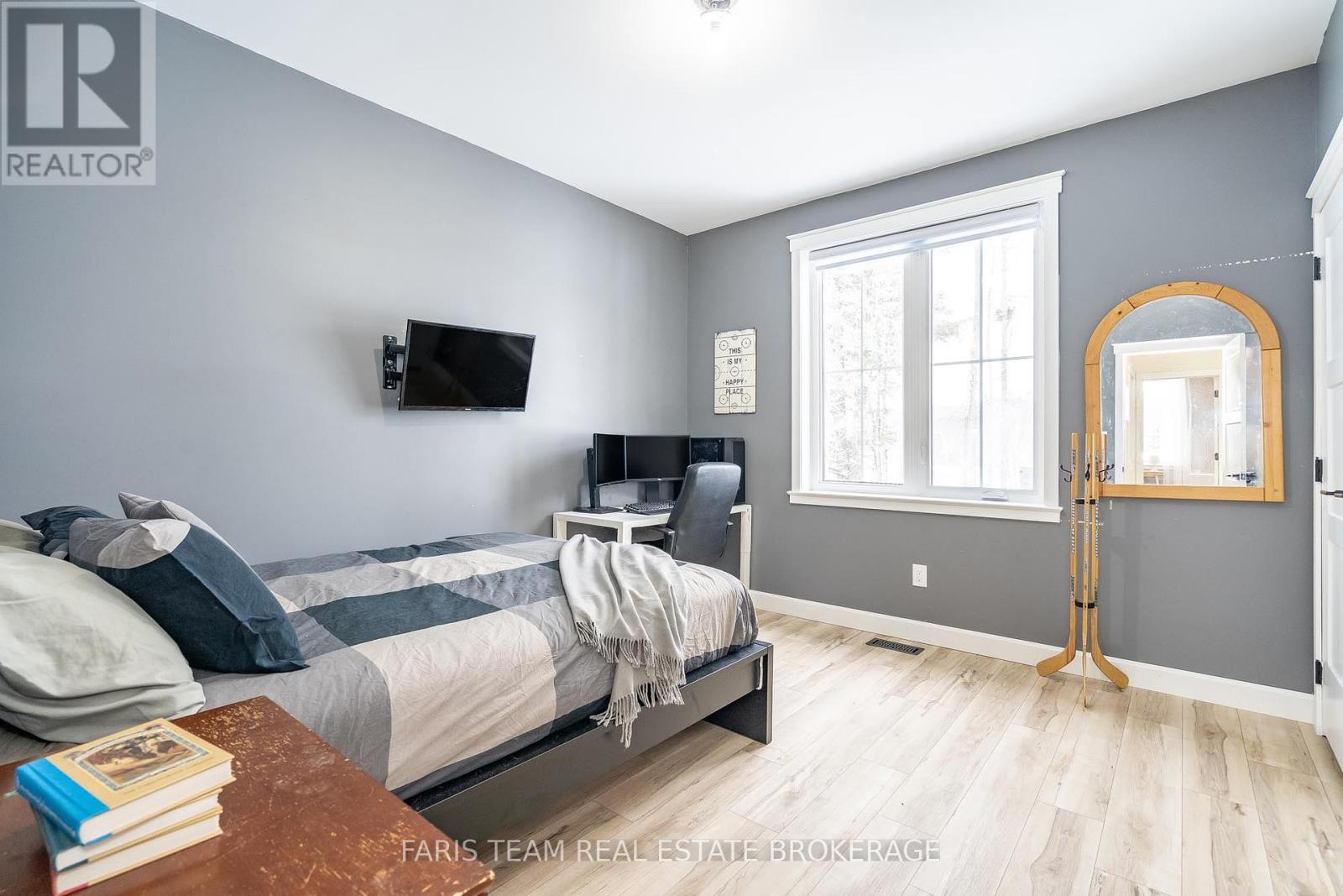 32 Leisure Court, Severn (Coldwater), Ontario  L0K 1E0 - Photo 24 - S12386149